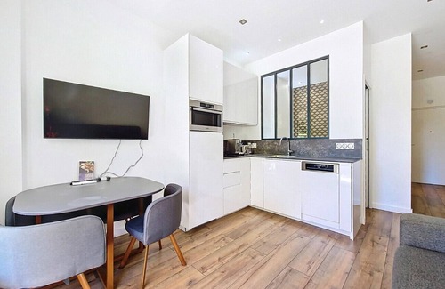 Le Piol Apartment | NEW! N&J - MANEL - Terrace and close to the sea