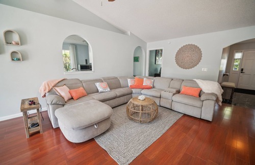 Southside House | NEW! Pondside Perch - Your Waterfront Retreat