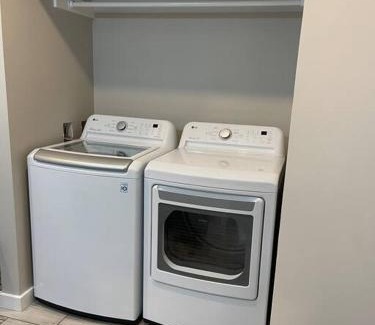 Bangor House | New ranch on RIVER with spectacular views