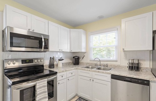 Charlotte House | New! Renovated and 12 minutes to South End CLT!