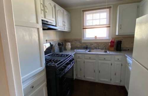 Gloversville Apartment | NEW! Renovated GORGEOUS APT! CALLING TRAVEL Professionals! 30 Day minimum stay.