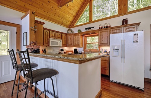 Cullowhee House | New Rental : Enjoy Lake Glenville & Mountain Views from Hilltop Haven