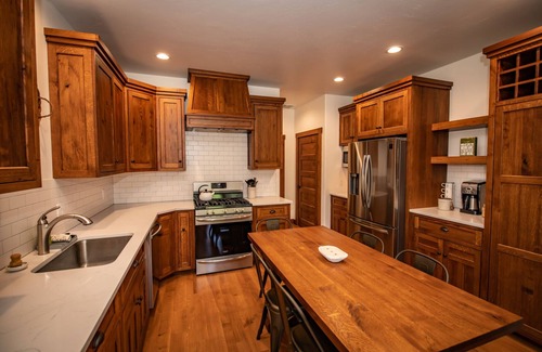 Pagosa Springs Cabin | New Rental! Walk to Downtown and Hot Springs, New Home, A/C, Tesla Charger!