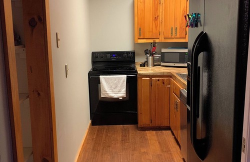 Crumpler Cabin | New River mountain cabin, sleeps 9