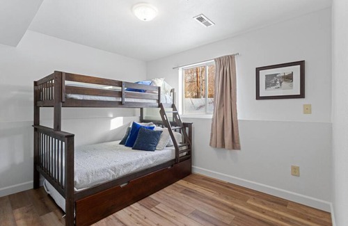 Palmer Apartment | *NEW* Serene Stay in Palmer!