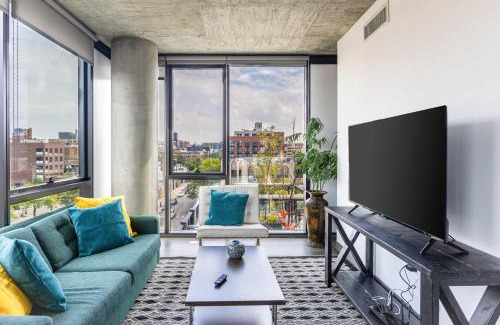 West Loop Apartment | New Sleek 2BR - Perfect Blend of Comfort & Style in Chicago