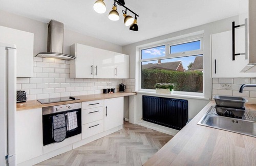 Stockton-on-Tees House | NEW Sleeps 6 in Norton FREE wifi