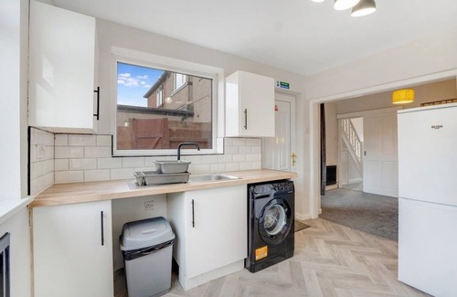 Stockton-on-Tees House | NEW Sleeps 6 in Norton FREE wifi