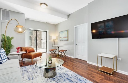 Prairie District Apartment | New! Smart 2BR Near McCormick Place