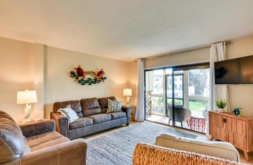 Coronado Cove Apartment | New Smyrna Beach Condo Pool Access, Walk to Beach