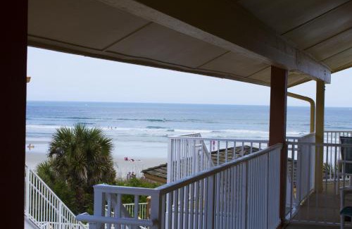 New Smyrna Beach Resort | New Smyrna Waves by Exploria Resorts