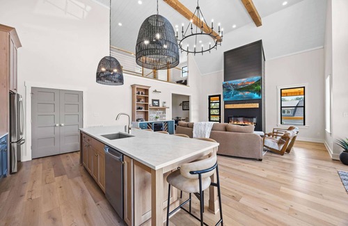 Clarkson House | NEW! Spacious Getaway w/Games & Yard | Nolin Lake