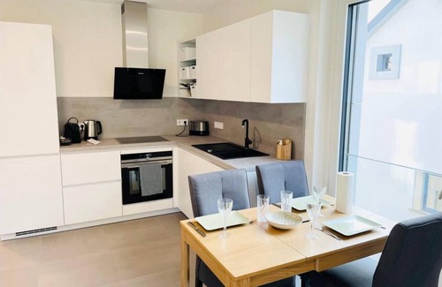 Belair Apartment | New Studio in Belair with balcony