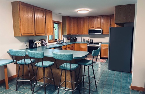 Dodgeville House | NEW Stunning views atop in the Driftless!n5 bedroom house on 4+ ac in Dodgeville