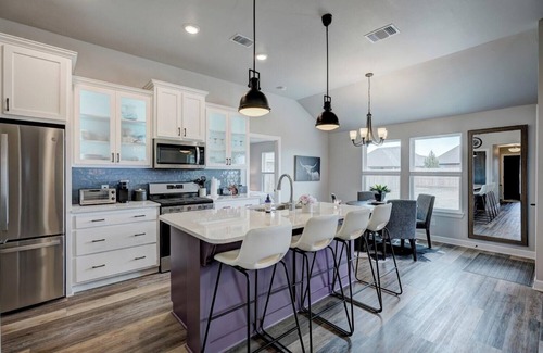 Edmond House | New, Stylish Modern Bungalow