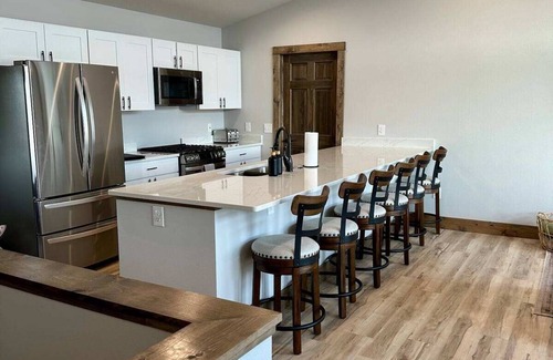 New Lisbon House | New! Sunset Lake Escape/Beach/Fire Pit/Deck/Toys