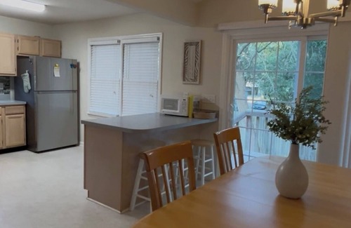 Tranquil Harbour House | New to VRBO - Island Mist, Oak Island .7 miles to beach