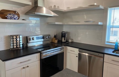 East End Condo | New to VRBO, Newly updated, Beachfront Condo