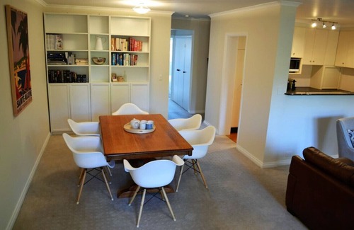 Reid Apartment | New to VRBO: Spacious 2BR APT Next to the City