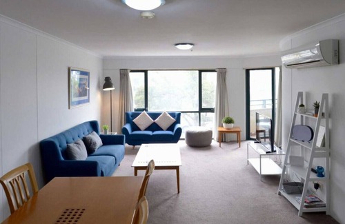 Canberra City Centre Apartment | New to VRBO: Sunny Braddon Apt near Civic
