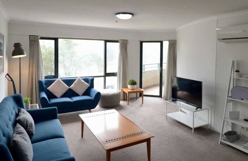 Canberra City Centre Apartment | New to VRBO: Sunny Braddon Apt near Civic
