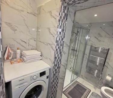West Kensington Apartment | New Two Bedroom Flat - With Terrace