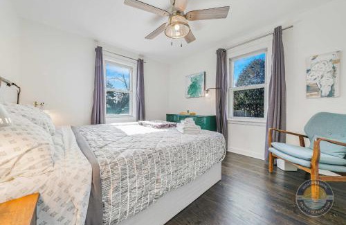 Lake Geneva House | NEW Urban Comfort On Grant St