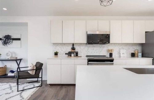 Gimli House | New waterfront- 5 bedroom home