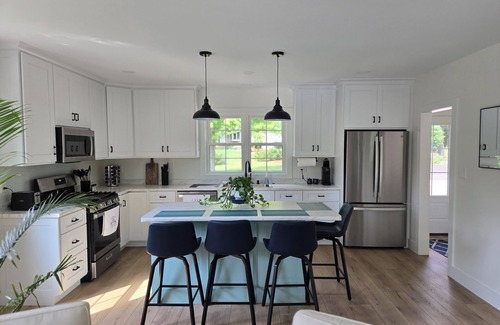 Frontier Apartment | New Waterfront – Less than 10 Min to Hillsdale College