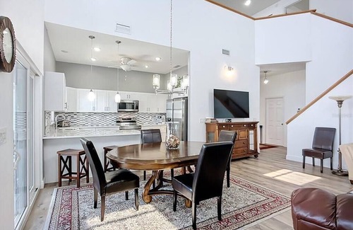 Bayshore Gardens House | New!Waterfront Retreat 6BD-5BA Bring your Boat!