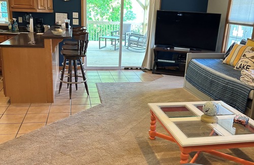 Angola House | NEWER COTTAGE ON CROOKED LAKE ANGOLA IN WITH OPTIONAL PONTOON RENTAL