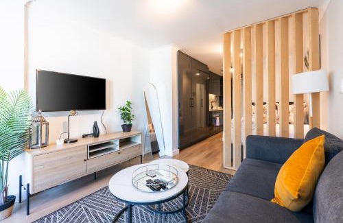 Claremont Apartment | Newlands Peak Living Apartments