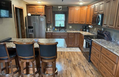 Sparta Cabin | Newly built 1 bedroom/1 bathroom