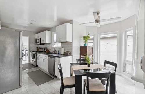 Reseda House | *Newly Built 4BR! Pool, Cabana, BBQ in Prime LA!*