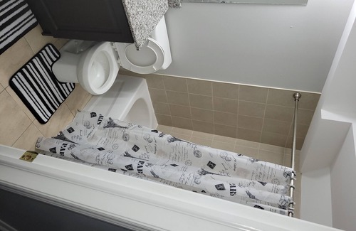 Brampton Apartment | NEWLY BUILT ENTIRE BASEMENT APARTMENT IN BRAMPTON BY MOUNT PLEASANT GO STATION