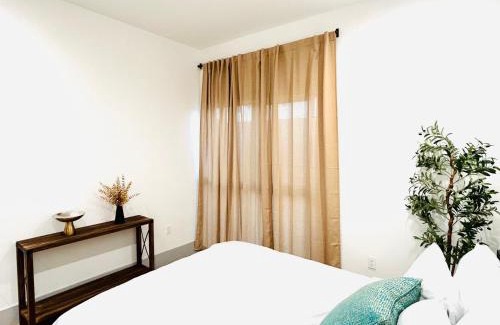 Van Nuys Apartment | Newly Built Modern Central 2B On Sherman with Free Parking