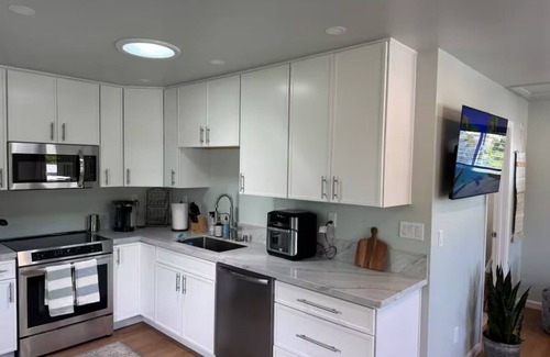 Clairemont Mesa Apartment | NEWLY Built, Private studio w/separate entrance