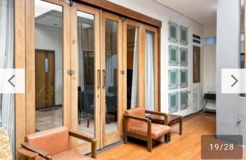 Cigadung Villa | Newly Large Villa 3BR Dago Bandung by 2ndHome