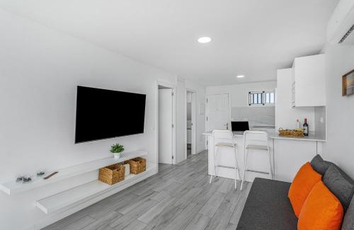 Playa del Aguila Apartment | Newly Refurbished Beachfront