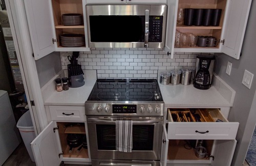 Sawgrass Condo | Newly remodeled Studio Condo across parking lot to Ocean
