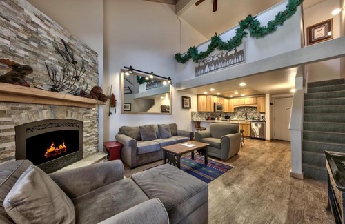 South Lake Tahoe Apartment | Newly Remodeled 1 Bed and Loft at Lakeland Village