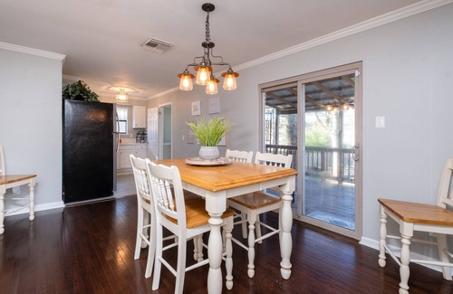 Little Rock House | Newly remodeled house close to Hwy and restaurants