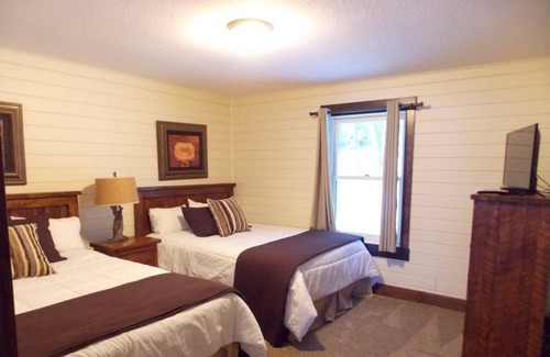 Lake Shore Cottage | Newly Remodeled Resort Cottage on Gull Lake