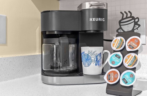 Windy Hill Condo | Newly Renovated 2BR/2BA Ocean View Condo with pool! Central Location!