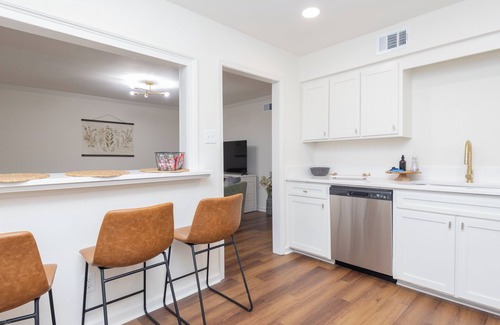 Oxford Condo | Newly renovated 2 bedroom Condo in Oxford near the Square and Ole Miss campus