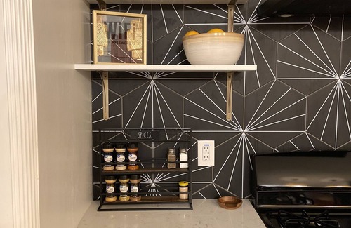 Dean Highland House | * Newly renovated * FRESH AND CLEAN * Minutes from Silos and McLane Stadium