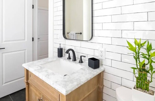 Newport House | Newly Renovated Home in the Heart of Newport