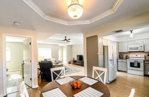 South Venice House | Newly renovated Home with Oasis feel pool in Historic Venice FL