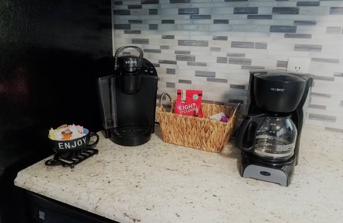 Dover Cottage | Newly Renovated Lakeside Cottage, Beautiful Lake Views With Adjacent Boat Ramp.