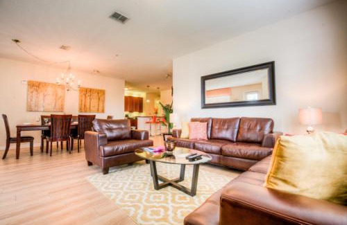 Florida Central Atlantic Coast Apartment | Newly Renovated LAKEVIEW Vista Cay Condo